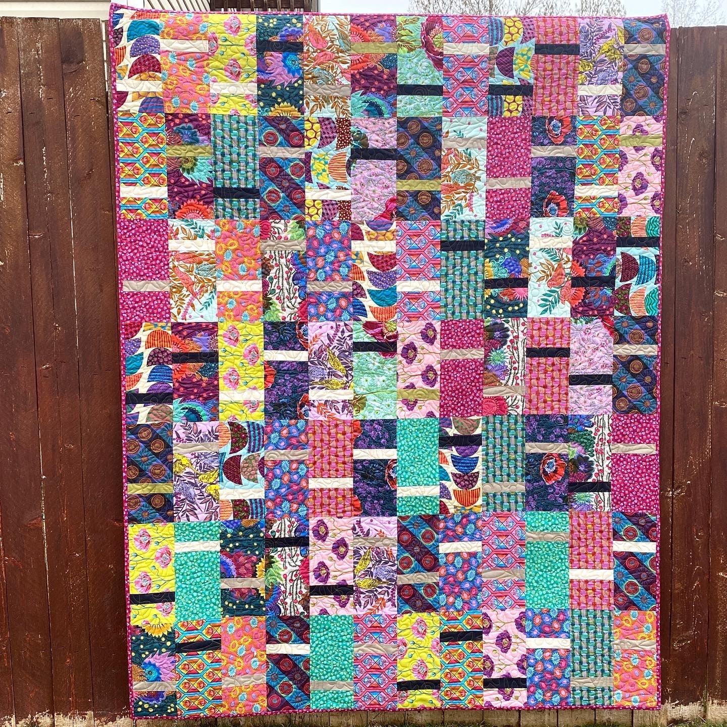 Dayhike quilt pattern by Amy Ellis – modern design using Layer Cake fabrics