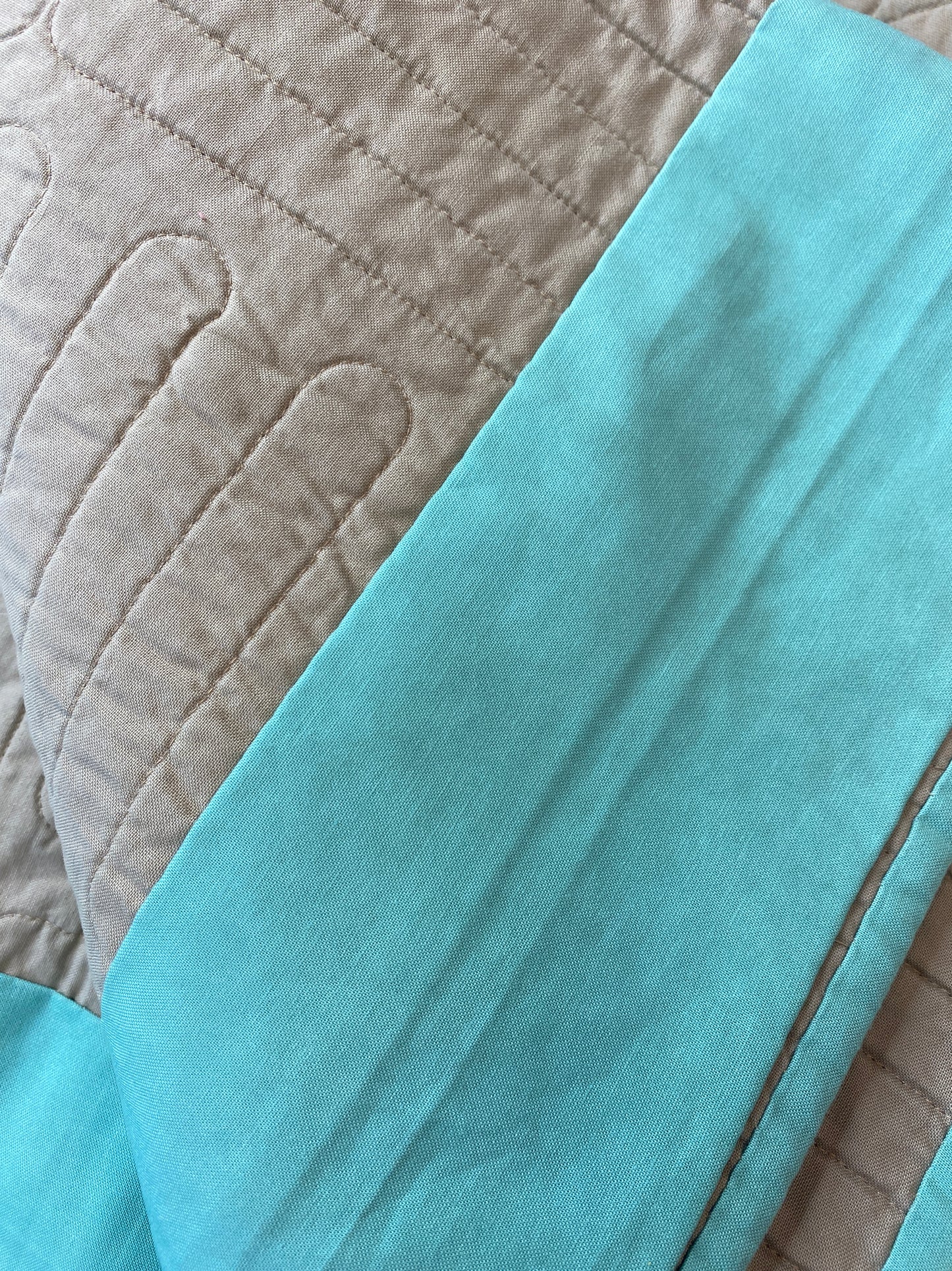 To The Point {Handmade Quilt by Amy Ellis}
