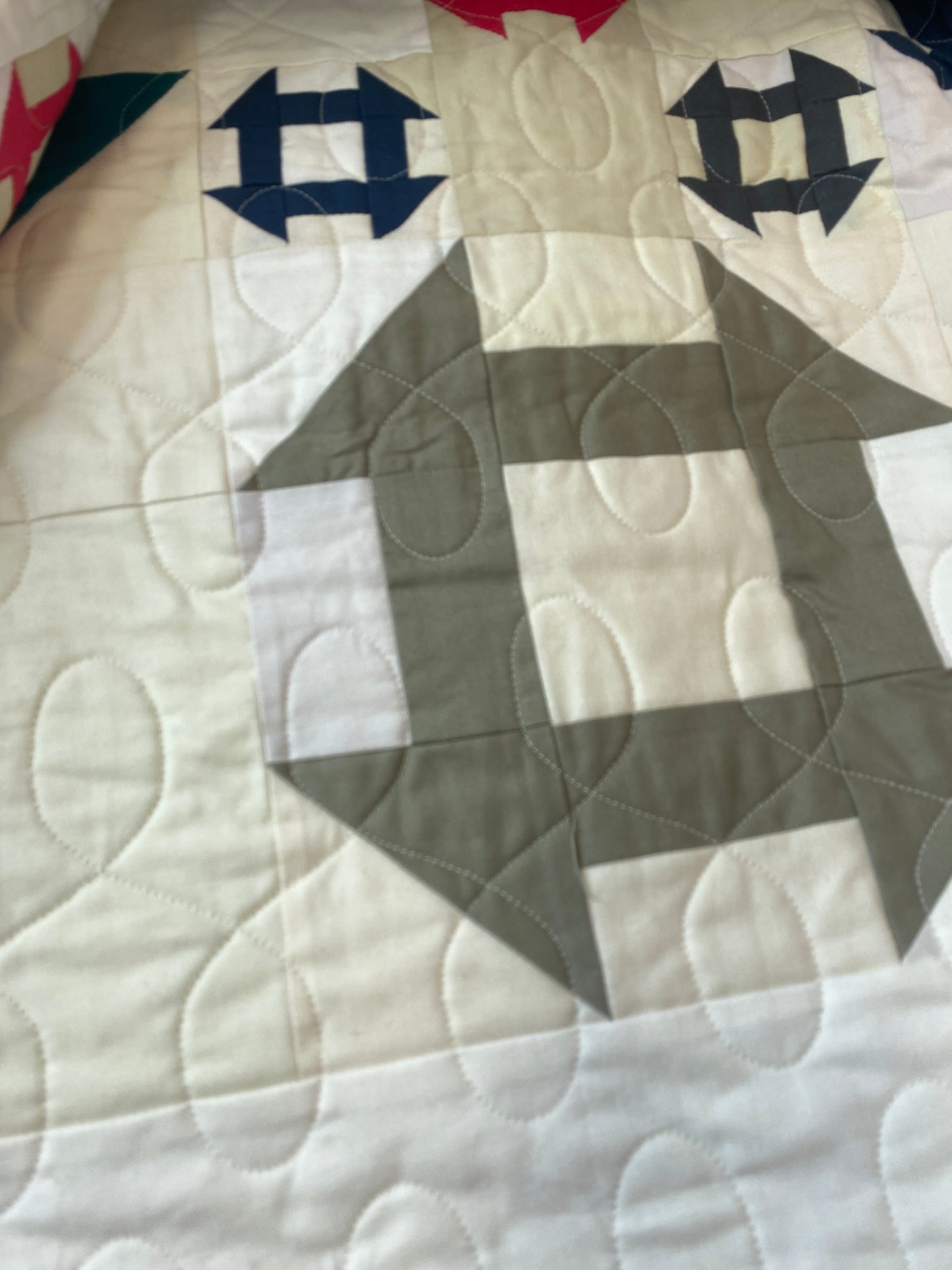 Modern patchwork quilt by Amy Ellis – Churn Dash pattern