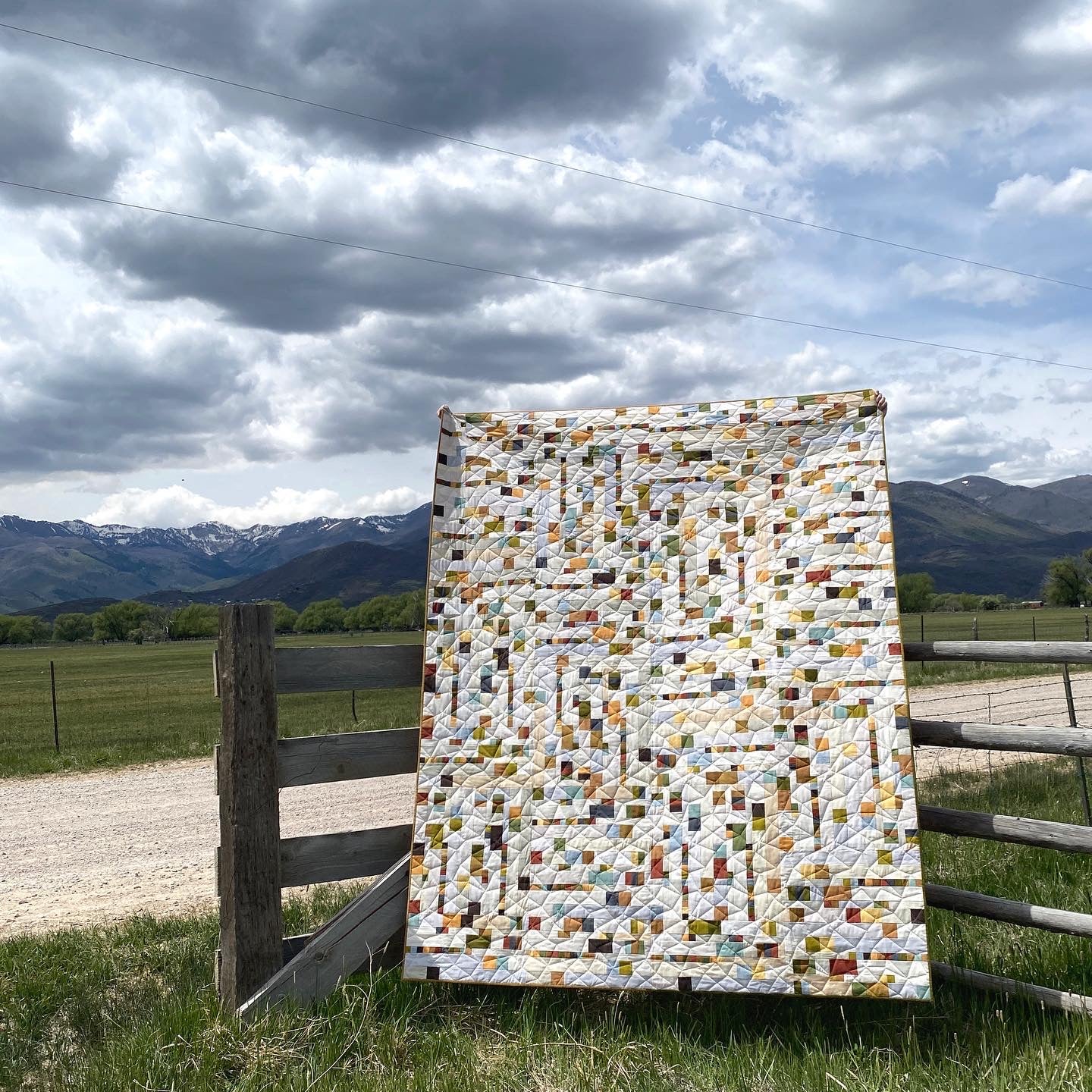 Rooftop Wonders quilt pattern by Amy Ellis – modern block design