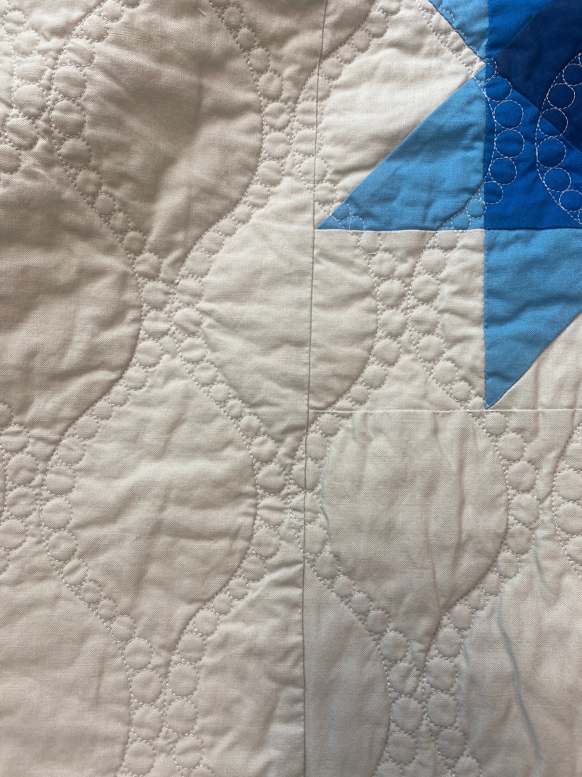 Modern patchwork quilt with large star blocks – Woven Stars
