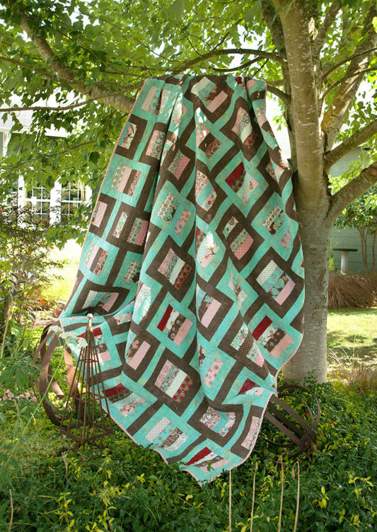 Modern Mirrors {Handmade Quilt by Amy Ellis}